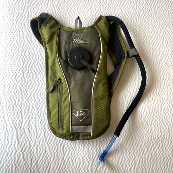 High Sierra Water Hydration Pack Hiking Green Backpack 1.5L - Picture 2 of 7